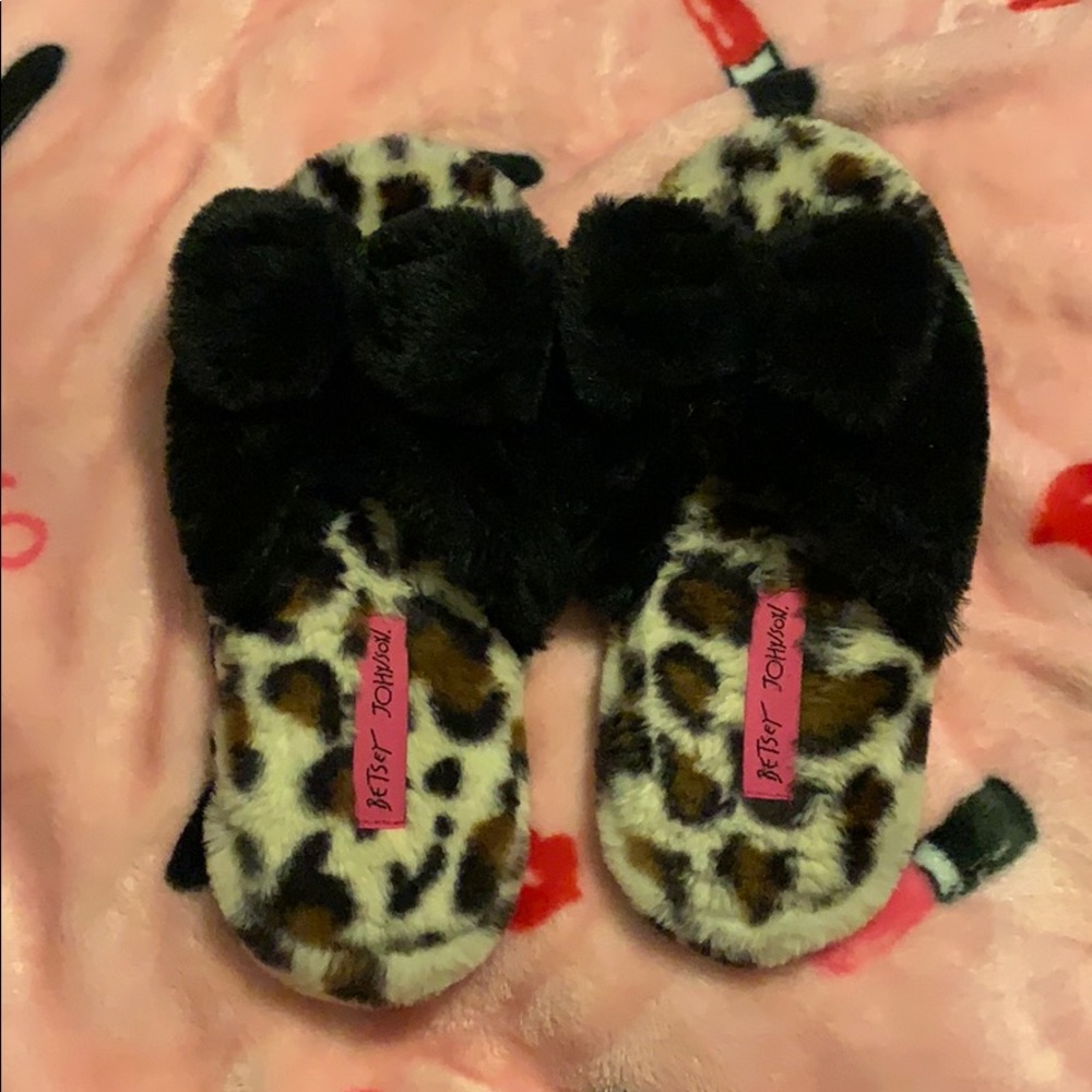 Betsey Johnson Slippers